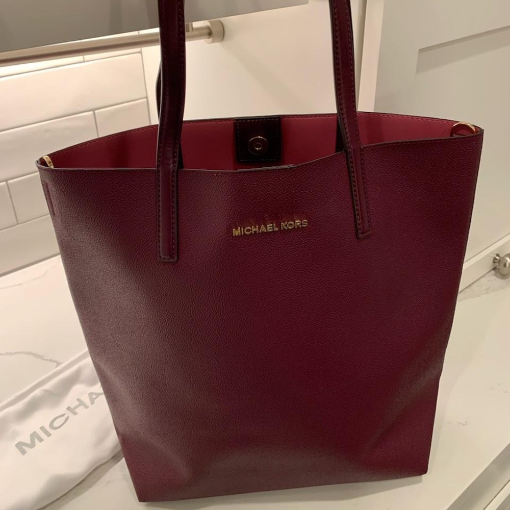 Michael Kors, NWT,Large Hayley Tote
